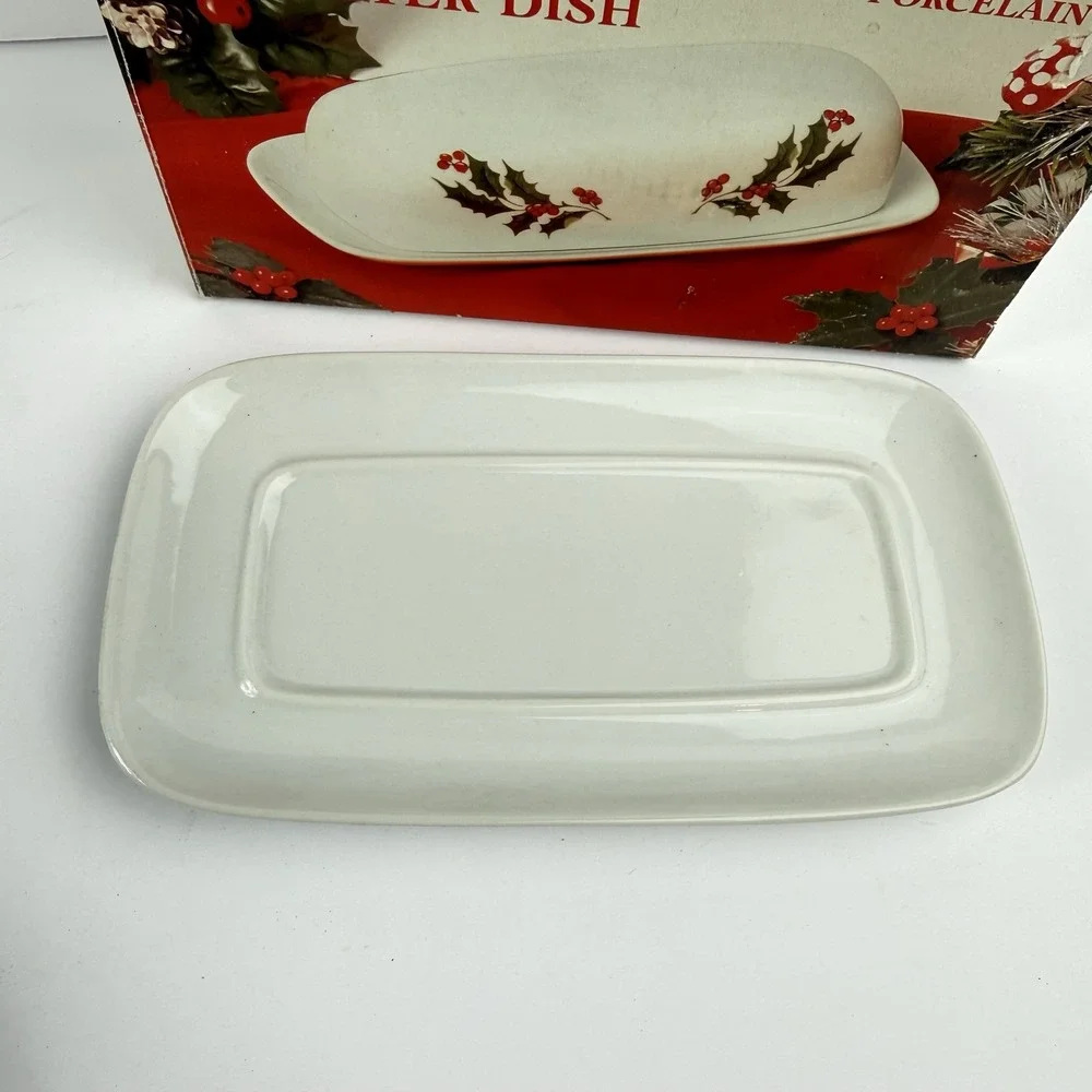 Christmas Holly Butter Dish Porcelain White Holiday Table Decor Green Red 1991